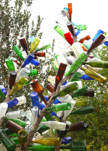 Bottle Trees Across Texas - Neil Sperry's GARDENS